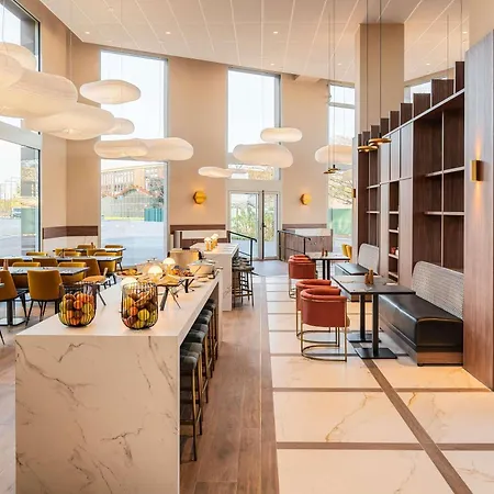 Ibis St Germain En Laye 3*